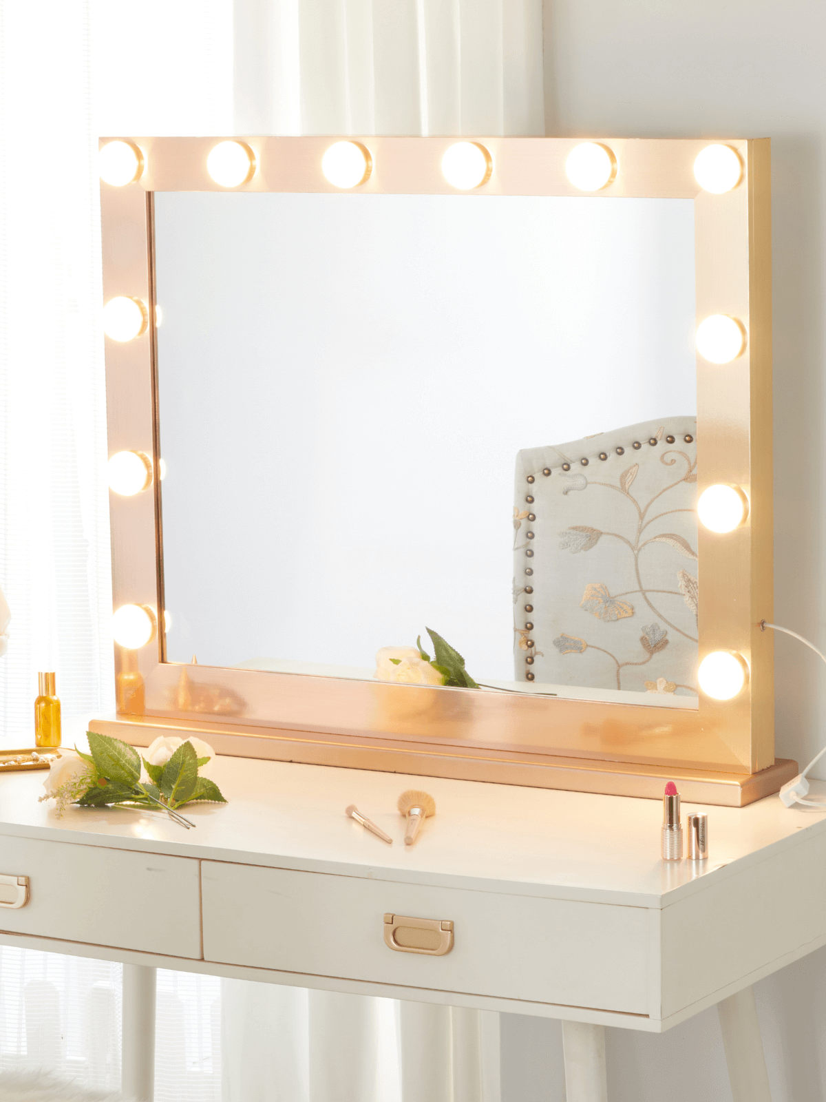 MR1 32 inch Professional LED light Makeup Mirror