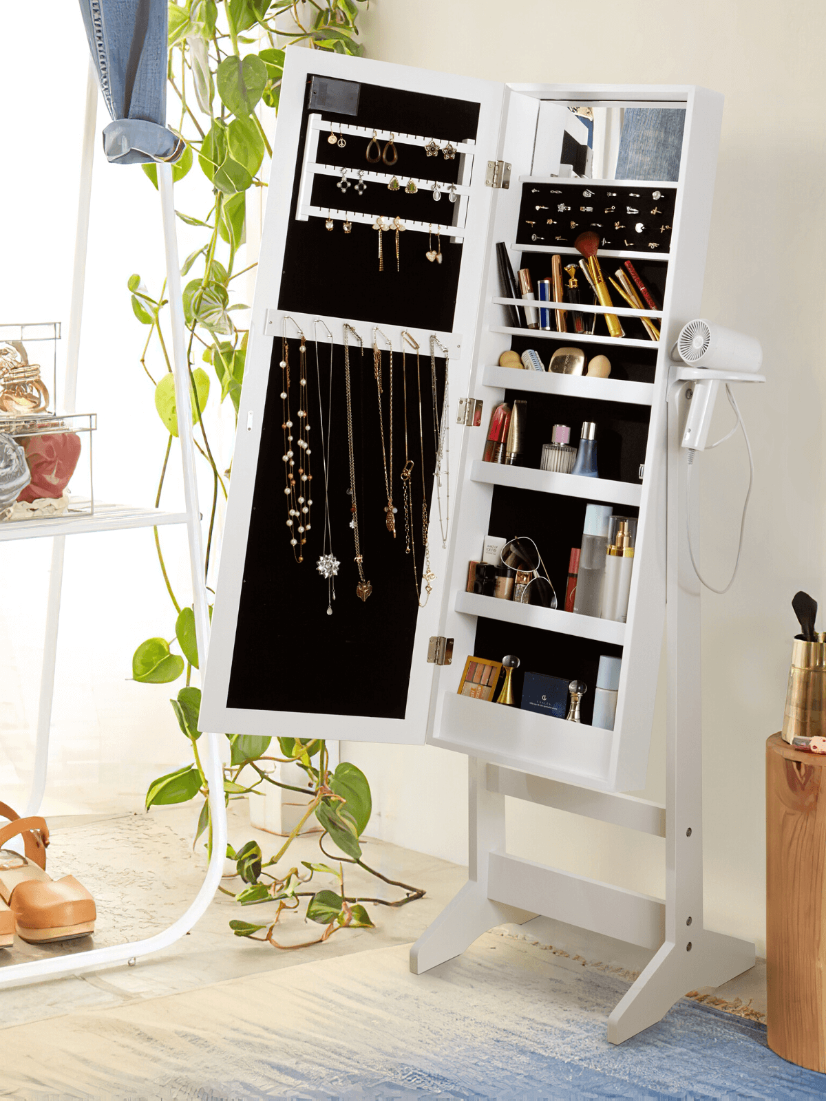 Claire Standing Jewelry Cabinet With Light Blub